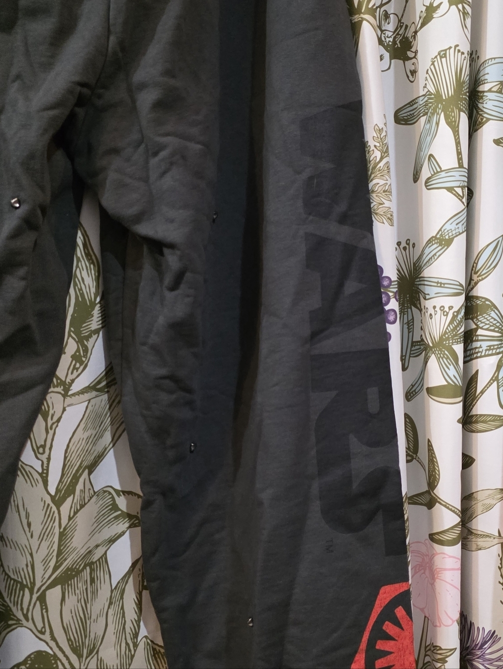 Civil Regime Star Wars "Snow Shadow" Lounger Sweatpants - Picture 6 of 10
